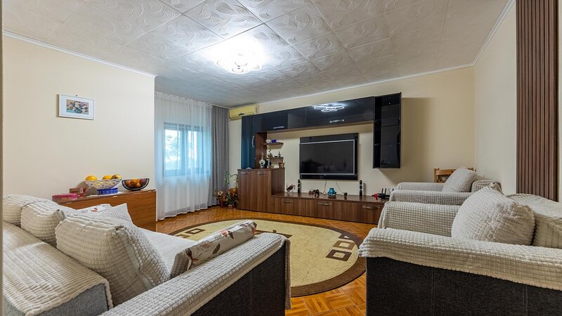 Cornetu, 3 camere, langa Primarie