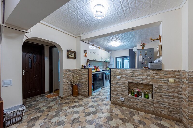 Cornetu, 3 camere, langa Primarie